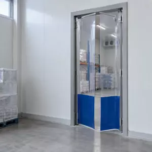 Маятниковая распашная двустворчатая эластичная дверь из ПВХ 250*120